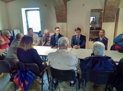 18953073_1498463463539015_1784670671624186227_n